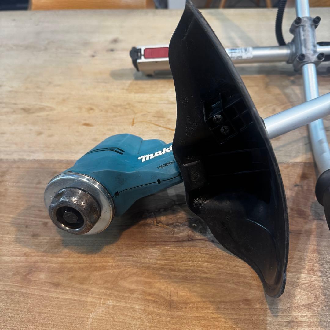 マキタ 18V充電草刈機 MUR191UD