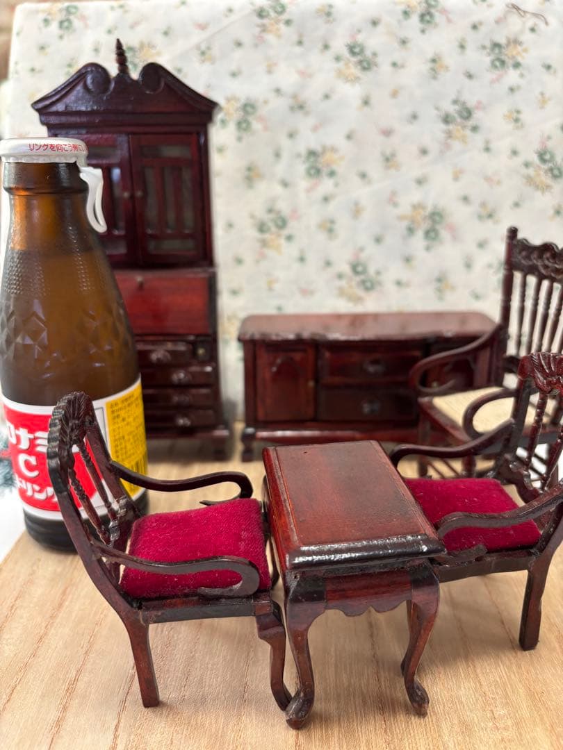 ミニチュア木製家具