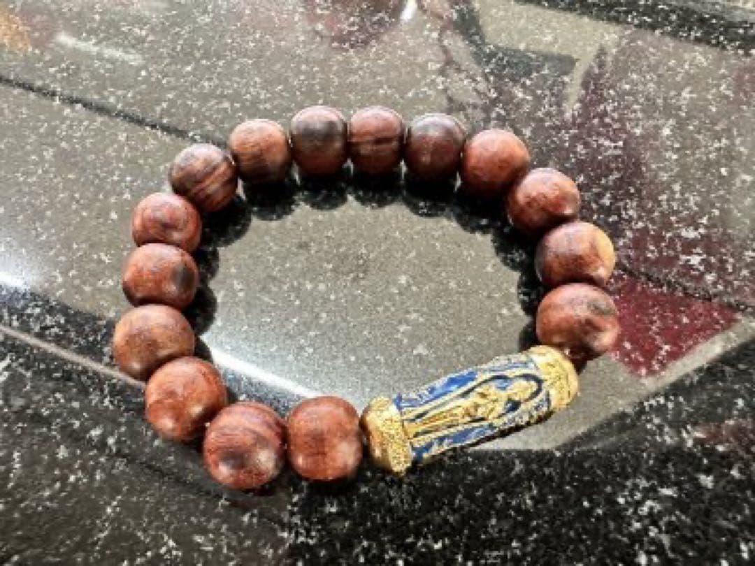 タイ凄い寺院のお守りブレスレット