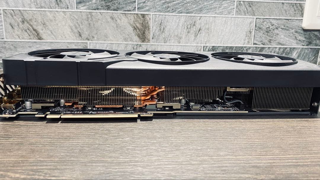 グラフィックボード・グラボ・ビデオカード GIGABYTE GEFORCE RTX 4080 SUPER