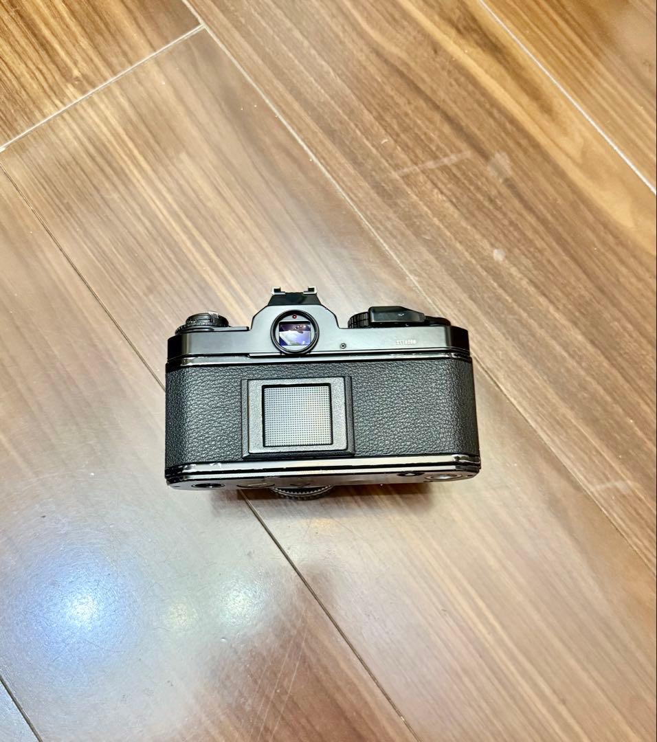 Nikon FE2 一眼レフカメラ Nikkor 50mm f/1.4