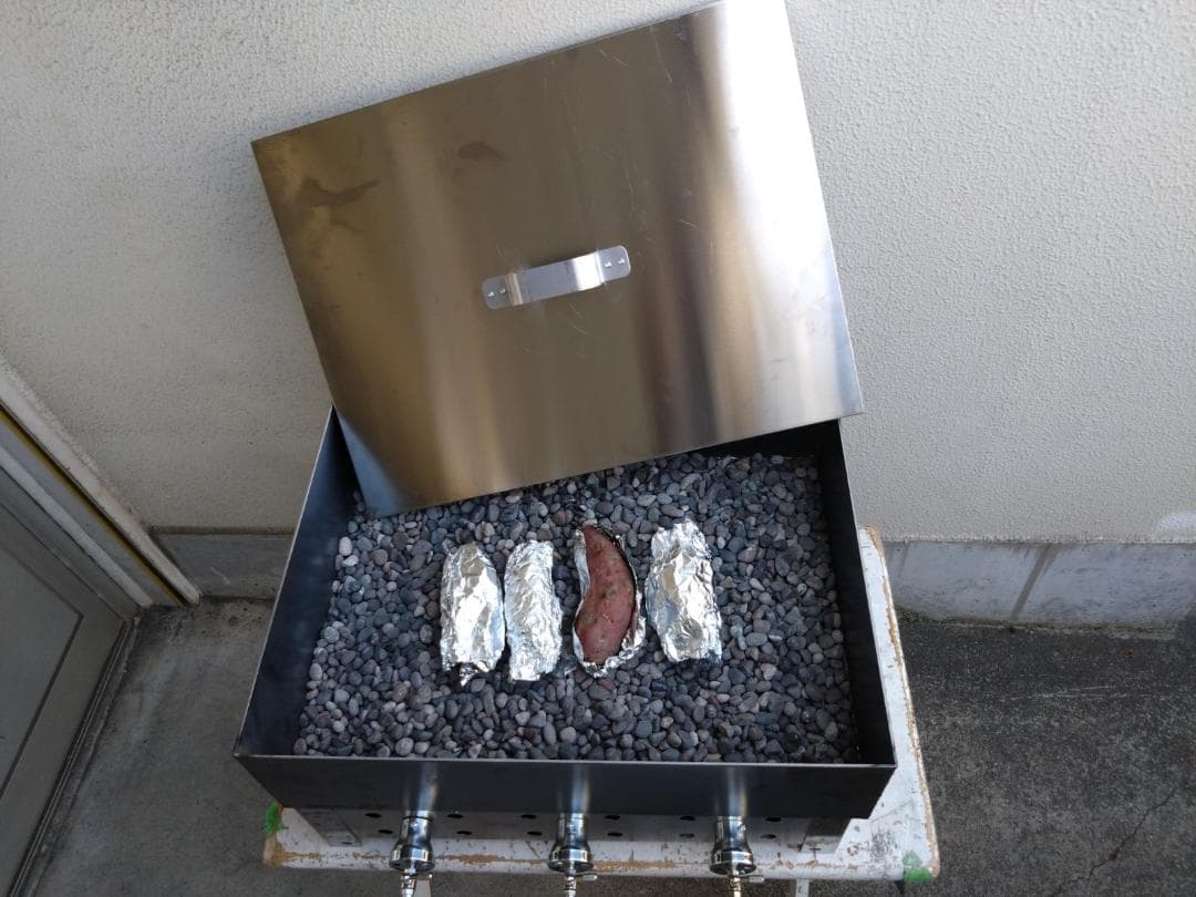 やきいも　鉄板釜　石焼き芋焼けます　さつまいも　独立開業　プロパンガス　グリドル