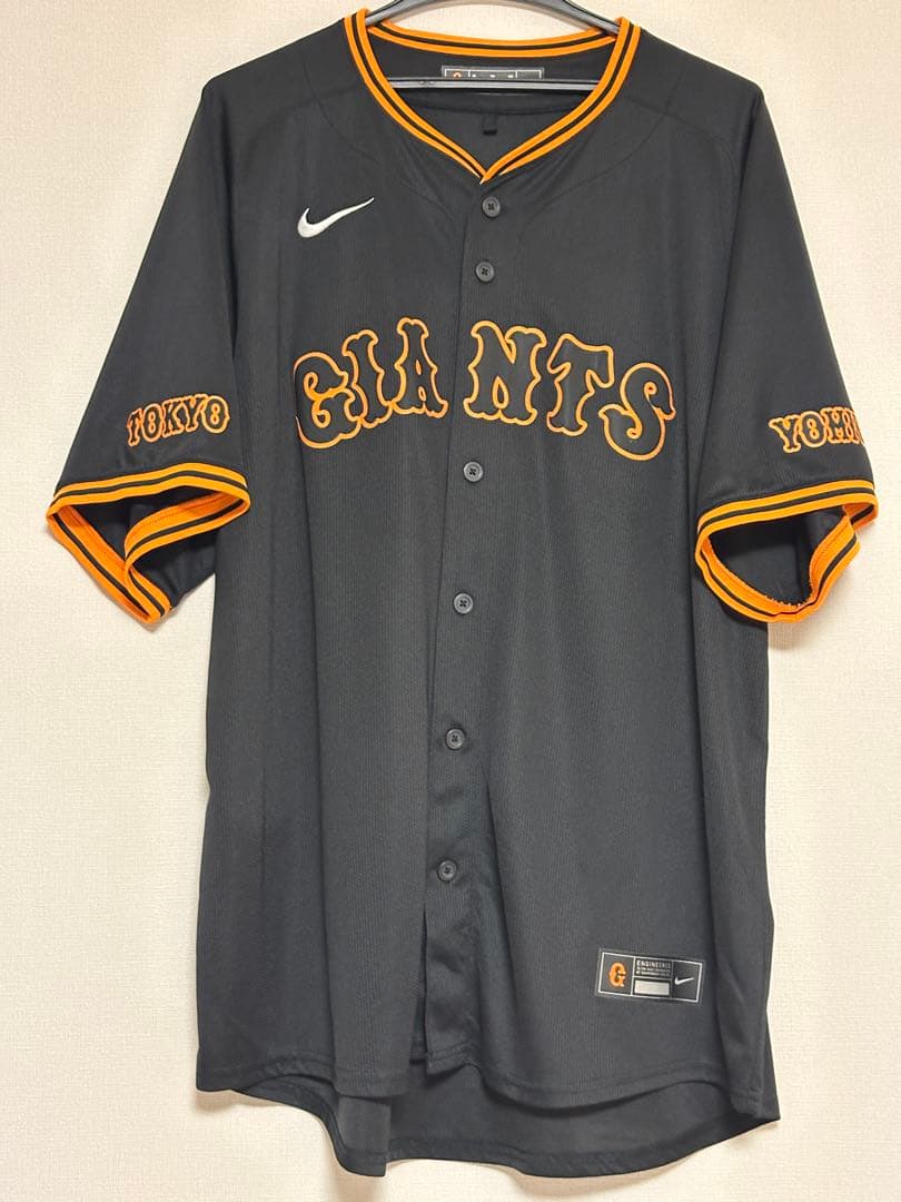 ★うさぎねこ★門脇誠選手　読売ジャイアンツ　巨人　ブラックユニフォーム