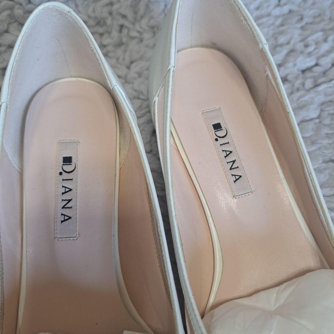 DIANA ホワイト ポインテッドトゥ フラットシューズお値引き交渉❌