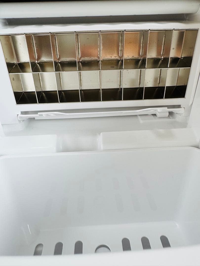 由乃 アルティーナクリアキューブ高速製氷機 ブラック ALTENA