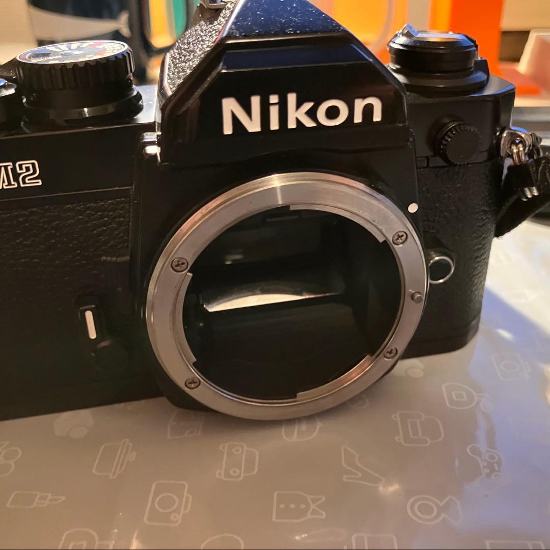 Nikon ニコン New FM2 ブラック フィルムカメラ レンズ付属