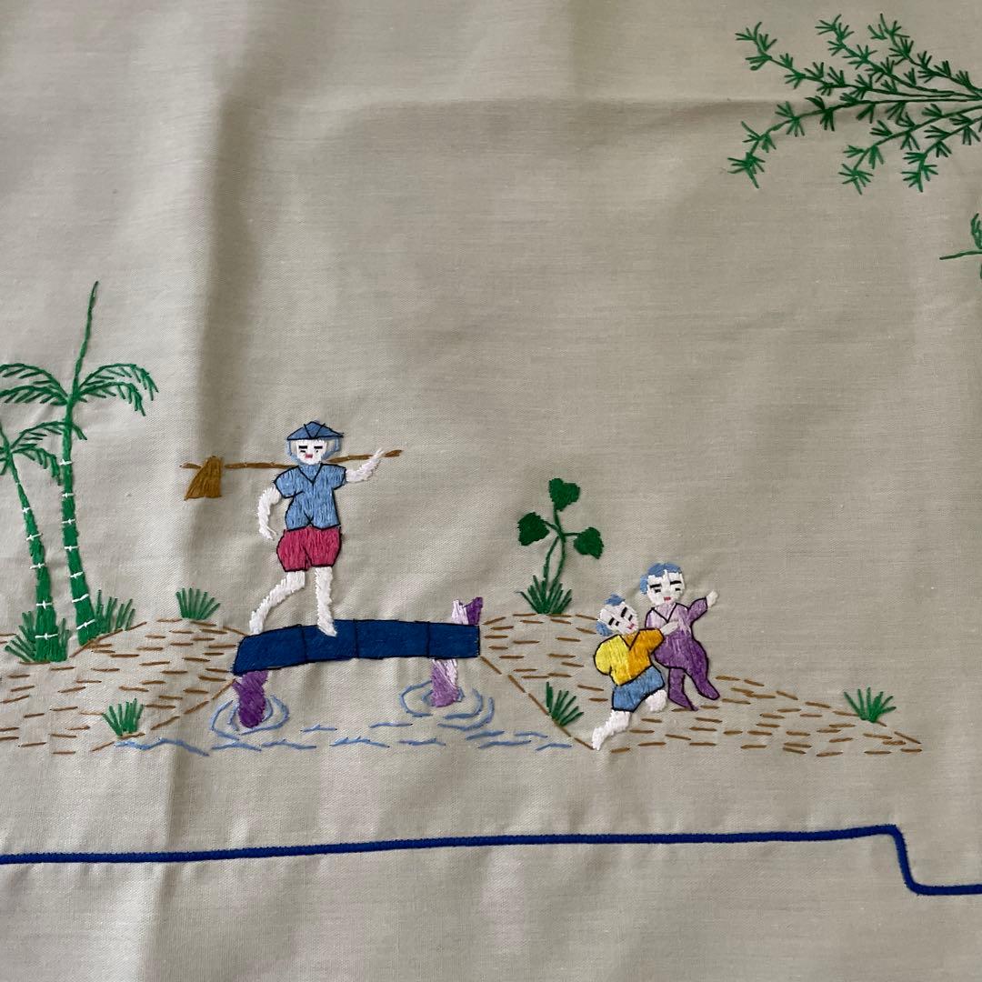 レア　ベトナム　美しい手刺繍　テーブルクロス＆ナプキン　7点　大判　未使用品