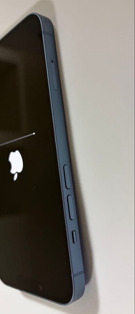 iPhone14 128GB SIMフリー ブルー 美品 ケース2個付き