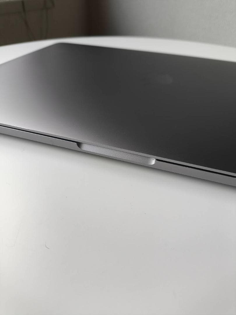 美品 MacBook Pro 15in 16G / 256G (スペースグレー)