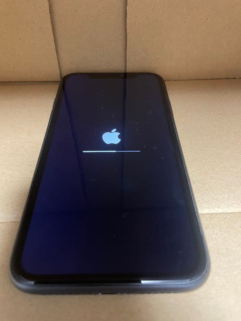 iPhone 11 ブラック128GB