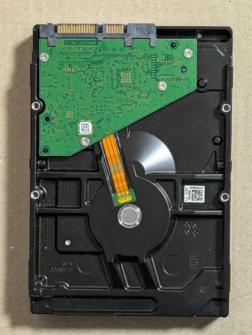【値下げ】SEAGATE 3.5インチ HDD 8TB ST8000DM004