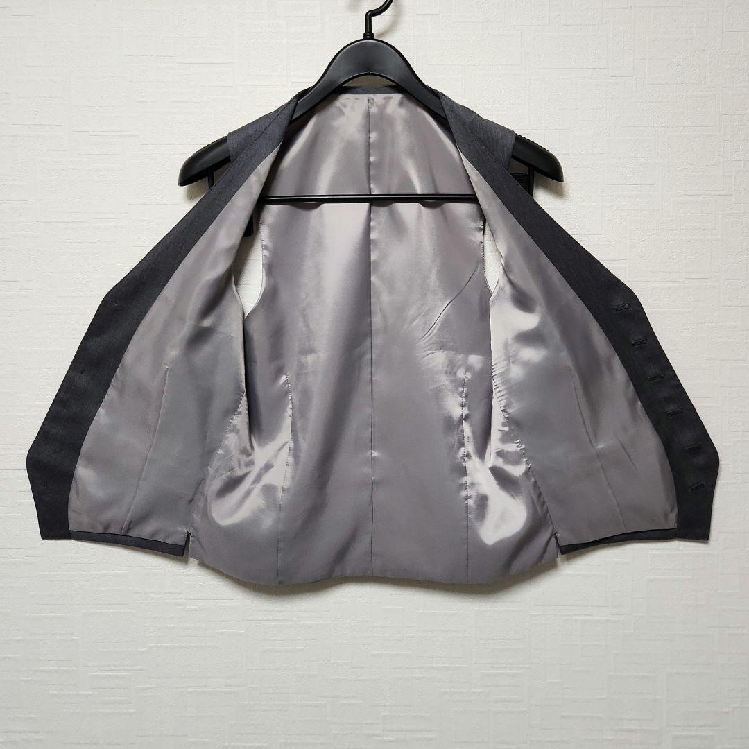 グローバルスタイル　メンズ　スーツ　スリーピース　エストラート生地　グレー　無地