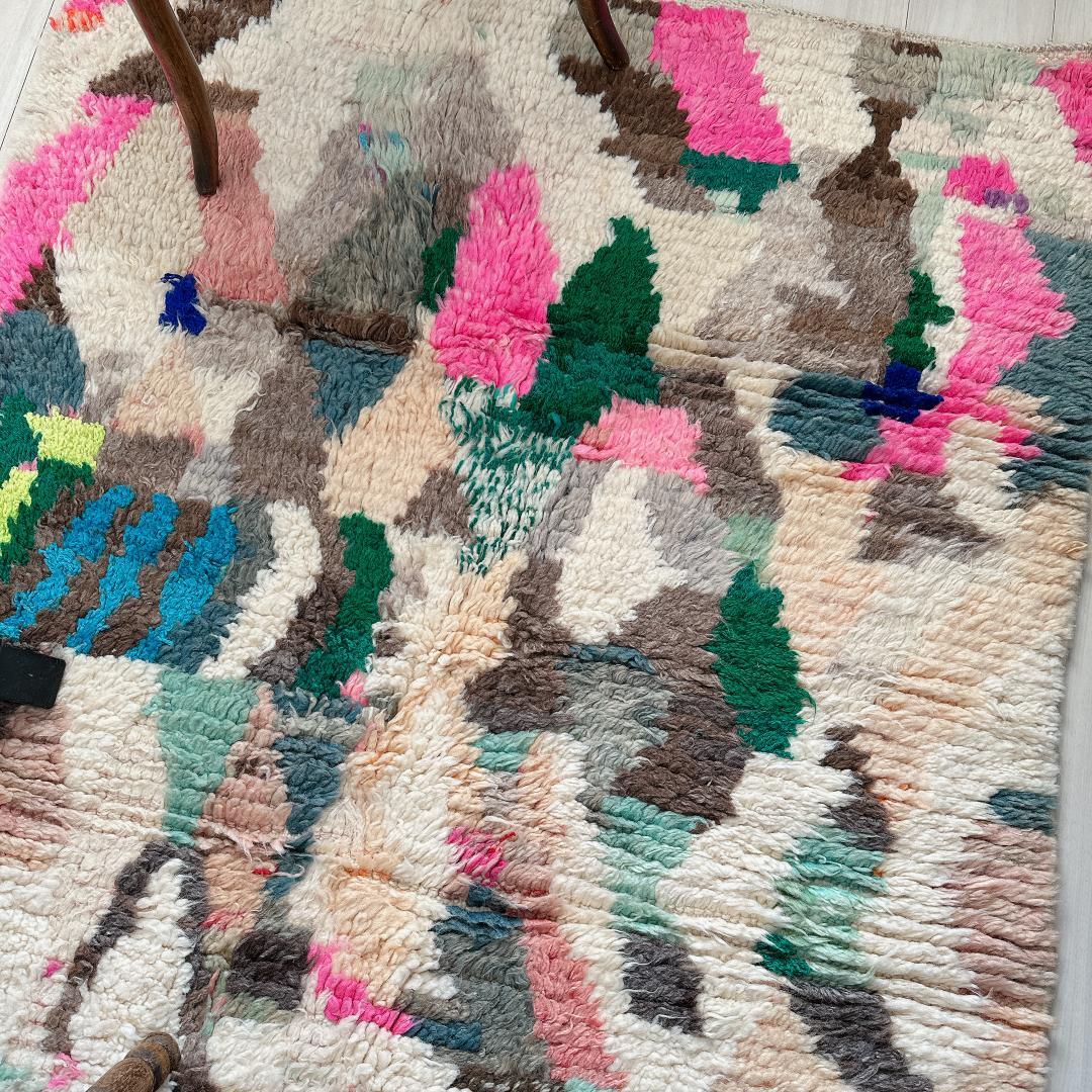 モロッコ製ヴィンテージラグ146 レア ピンク ミントグリーン ブルー