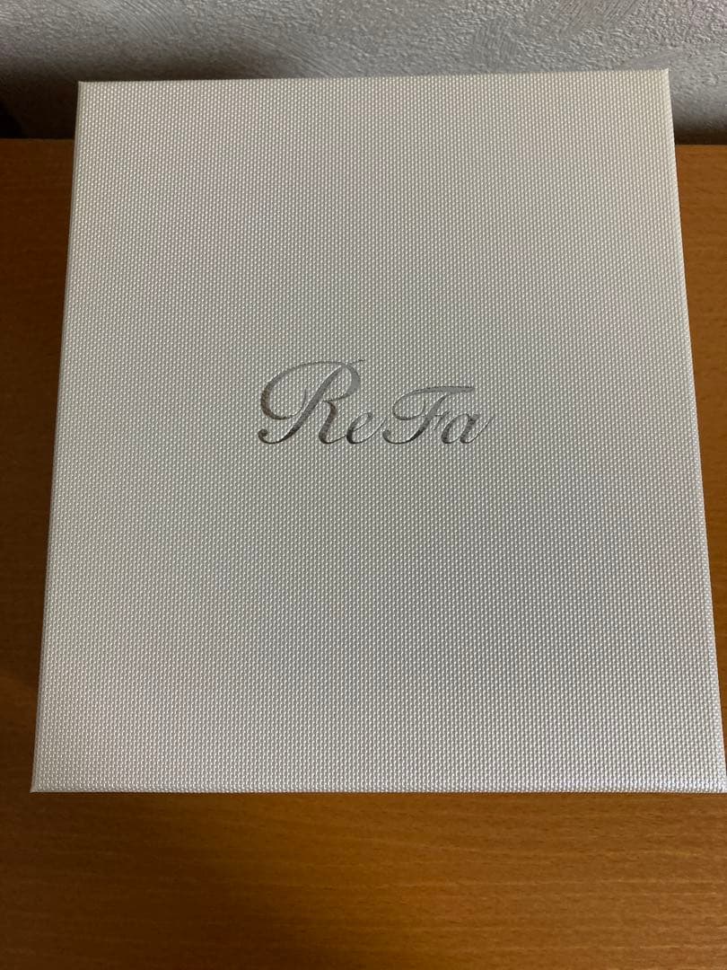 ReFa 美顔ローラー 専用ポーチ付き正規品
