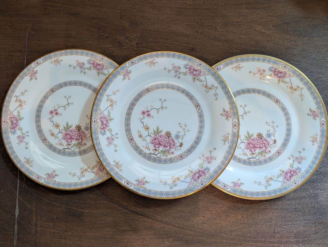 ロイヤルドルトン　カントン　20.5㎝×３枚