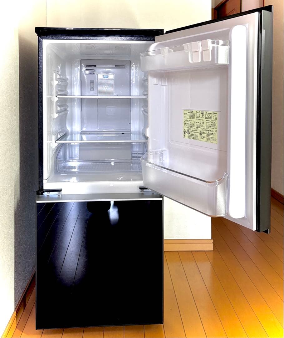 【おおごやすたか出品】 SHARP 冷凍冷蔵庫(SJ-GD14F)