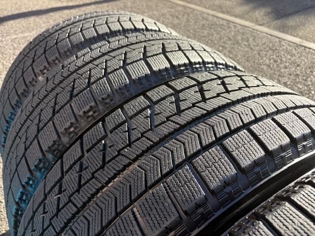 ランフラットスタッドレス BMW X3,X4(G01,G02)Vスポーク618