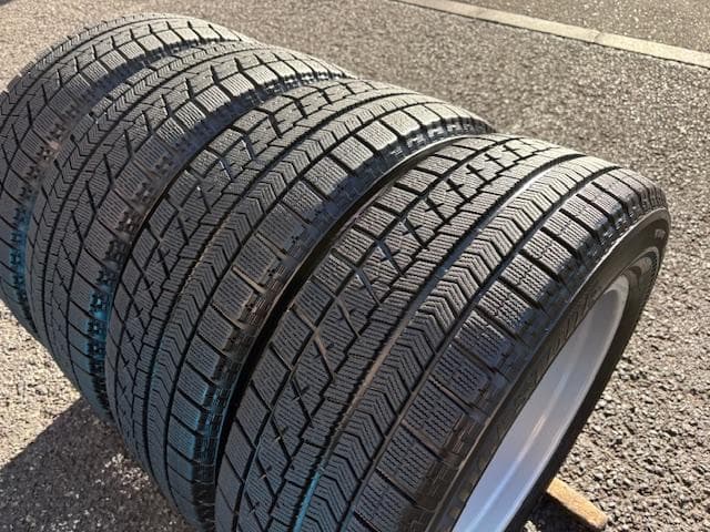 ランフラットスタッドレス BMW X3,X4(G01,G02)Vスポーク618