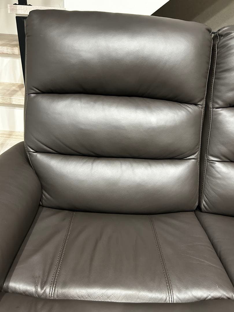 ニトリ　2人掛け　電動リクライニングソファ　Nビリーバ2革DBR ダークブラウン