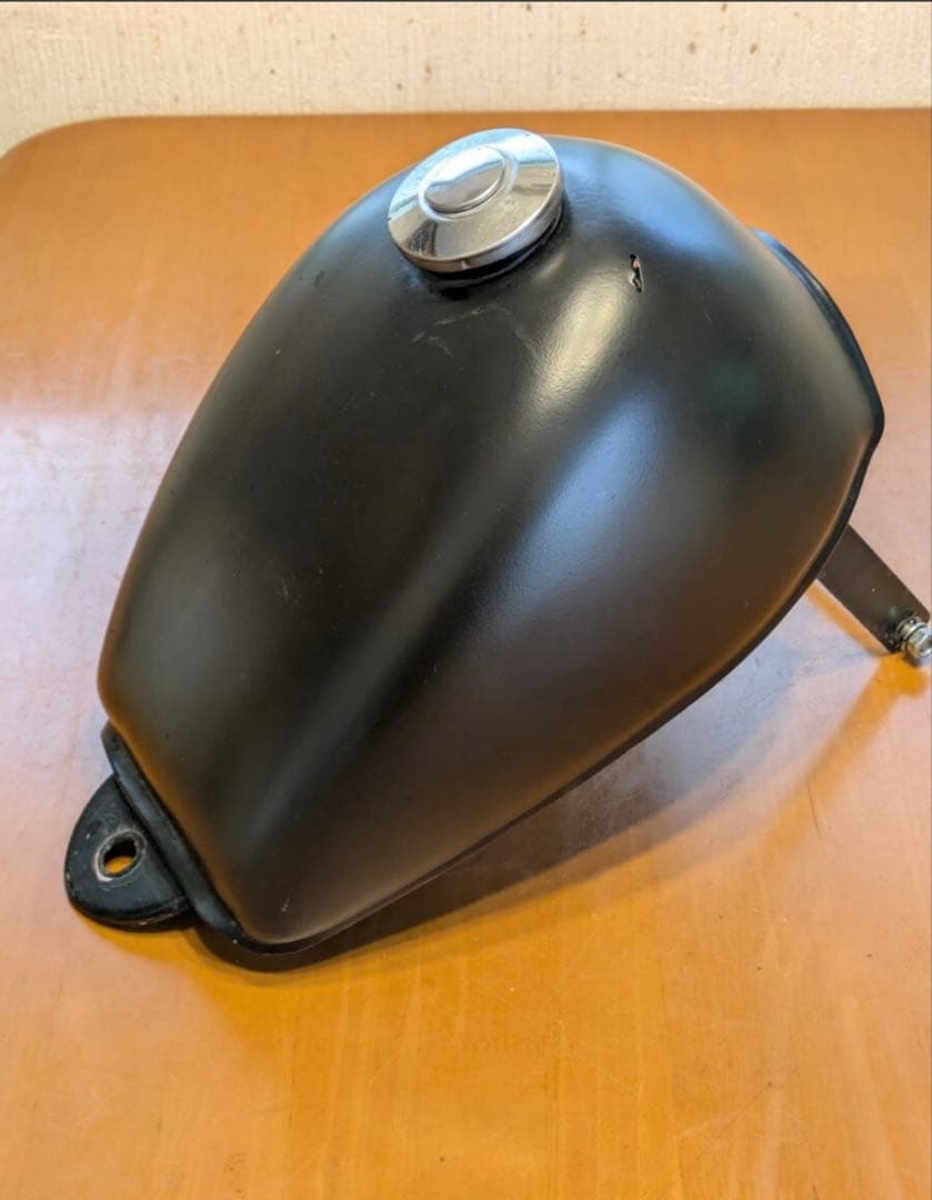 sr400 タンク　スポタンピーナッツ　モーターロック　2% ボバー　チョッパー