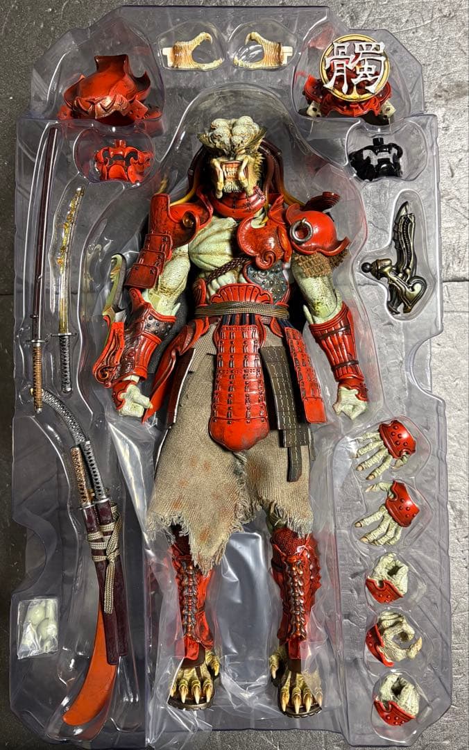ホットトイズ 1/6 赤鬼サムライ プレデター ボーナス付き 開封品