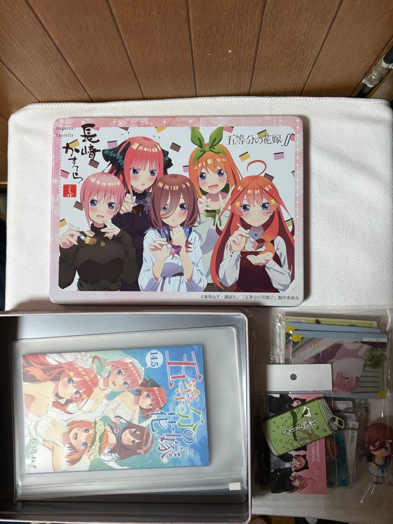 本日２１時まで値下げ☆五等分の花嫁カラー14巻14.5未開封＋三玖収納未使用近