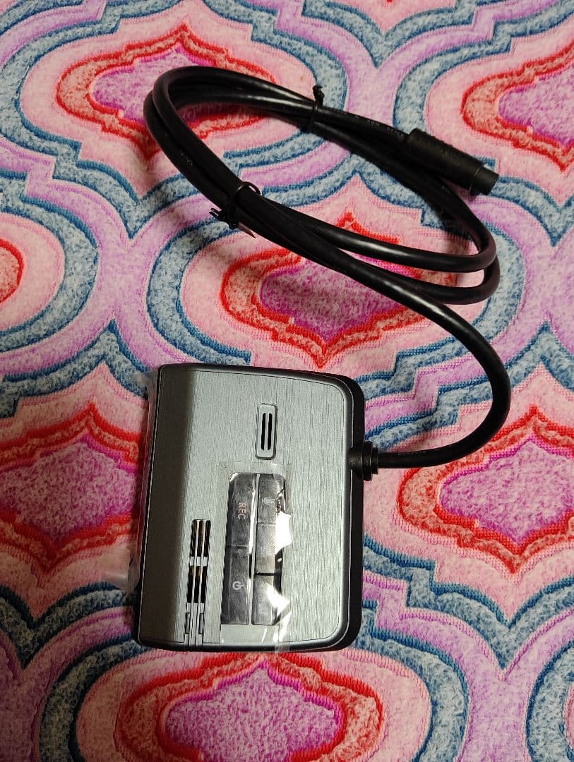 DVR-C320R ドライブレコーダー 本体と電源ケーブル　。リヤカメラなし。