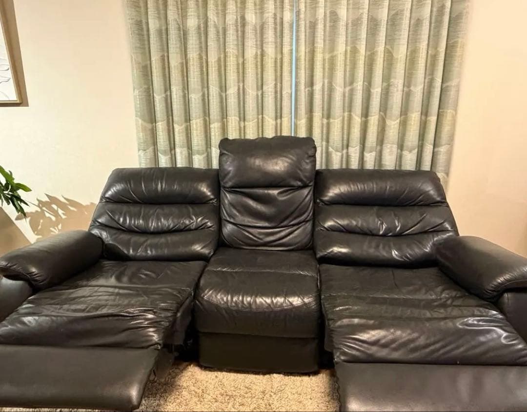 ニトリ　電動リクライニングソファ　テーブル付き　3人掛け　ブラック　送料込み