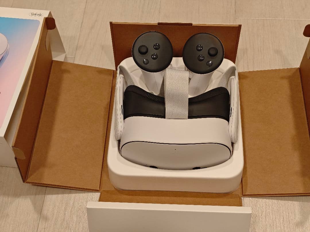  Quest 3S VRメガネとコントローラー