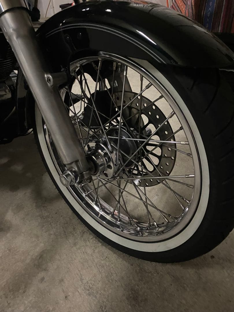 ハーレーダビッドソン ホワイトウォール スポークホイール　ワイドハブ　19インチ