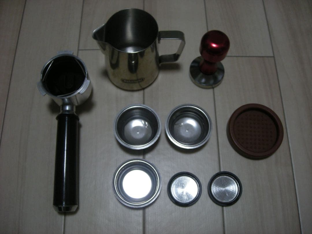 De'Longhi EC680 エスプレッソマシン レッド