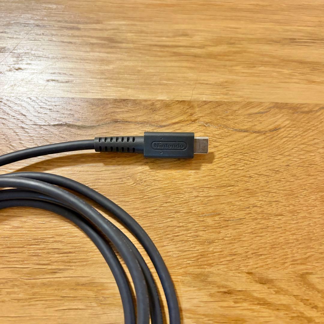 美品✨Nintendo Switch Lite コーラル 本体　充電ケーブル付き