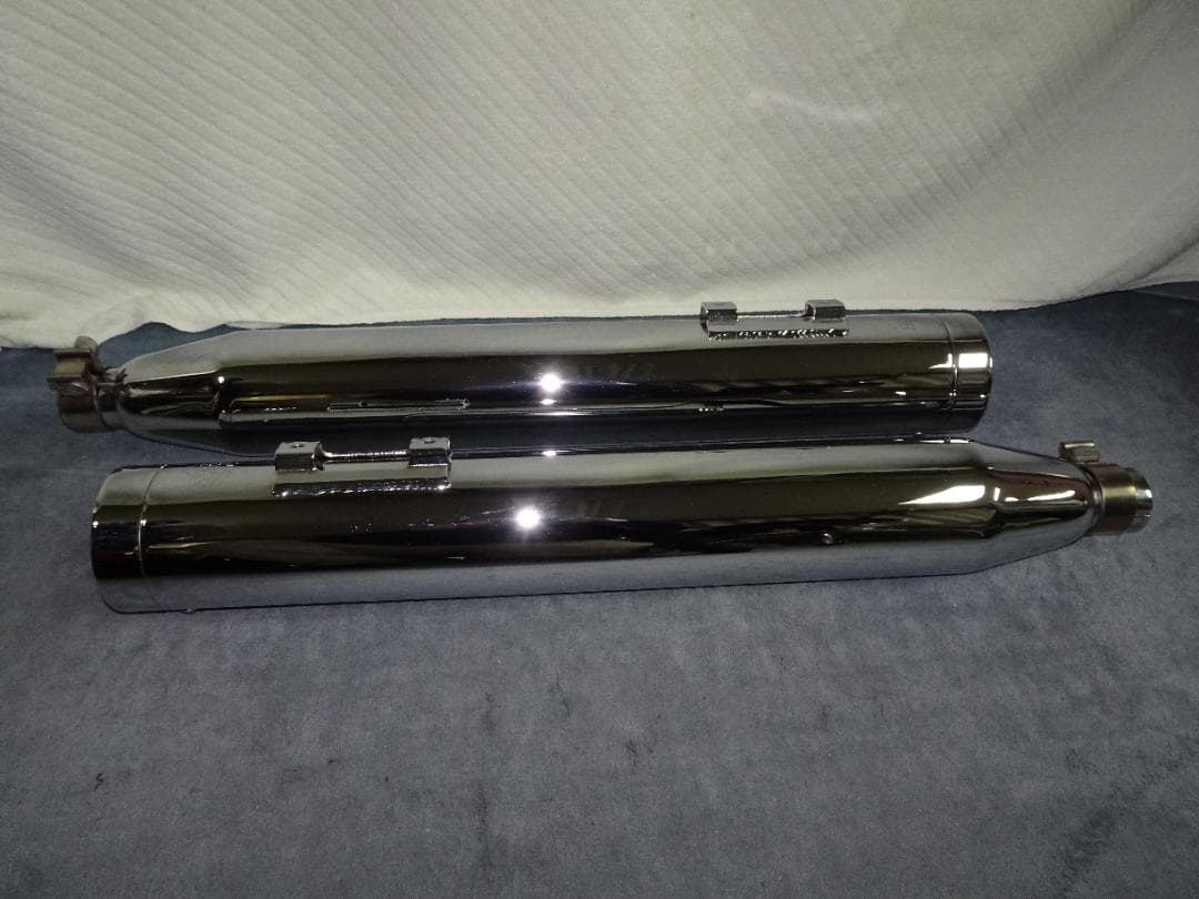 ツーリングモデル用 バンス＆ハインズモンスターラウンドスリップオンマフラー