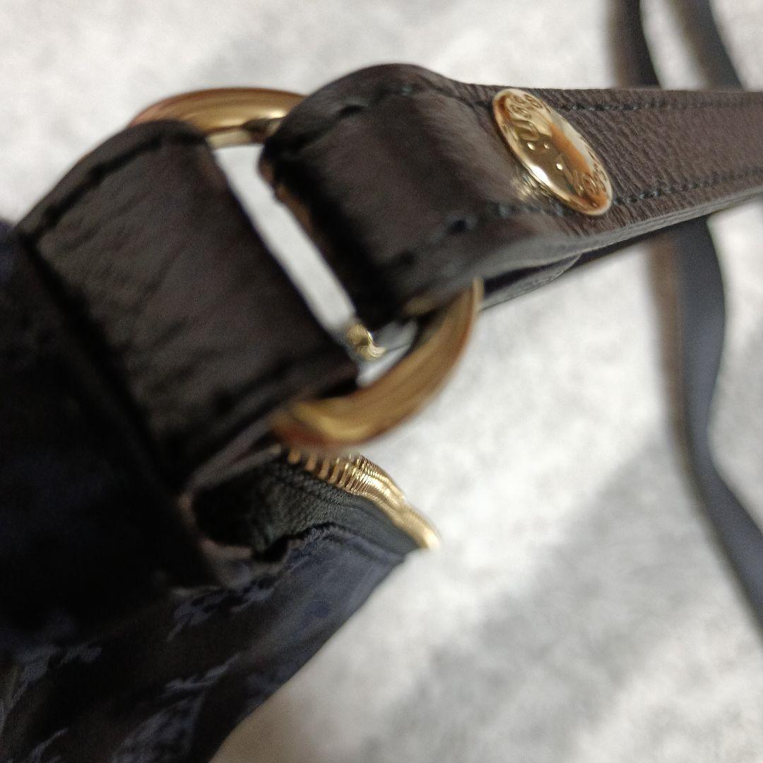 美品　russet　モノグラムナイロンシンプルショルダーバッグ　ネイビー