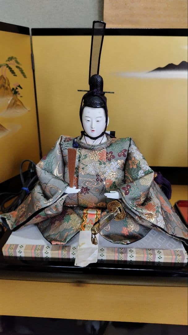 【送料込み】雛人形　3段飾り【値下げ可能】