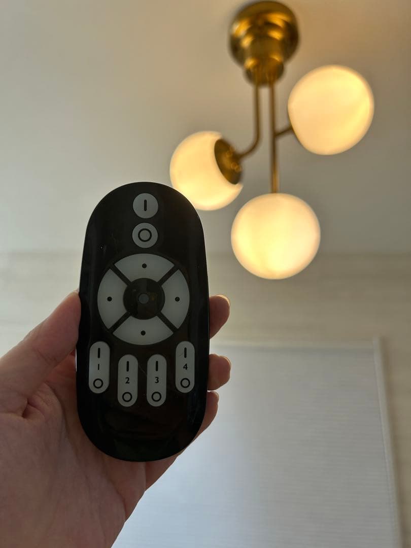 都内手渡しのみ 美品 シーリングライト＋調光調色LED電球付き