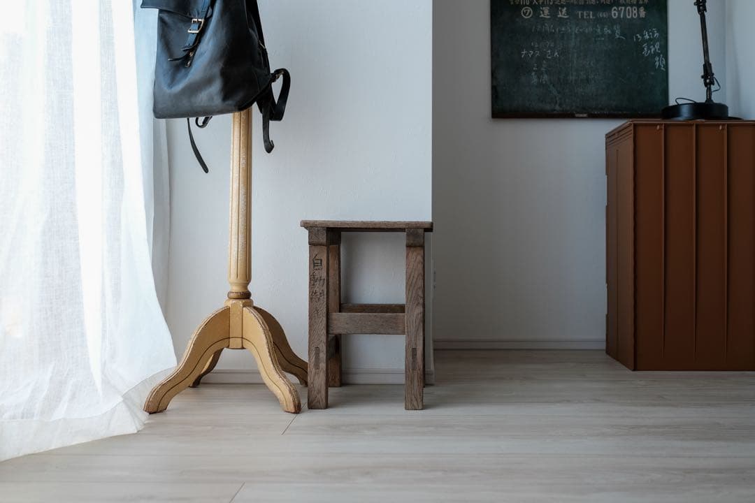 木製 古道具 スツール 無垢材 花台 ディスプレイ台 侘び寂び 古家具