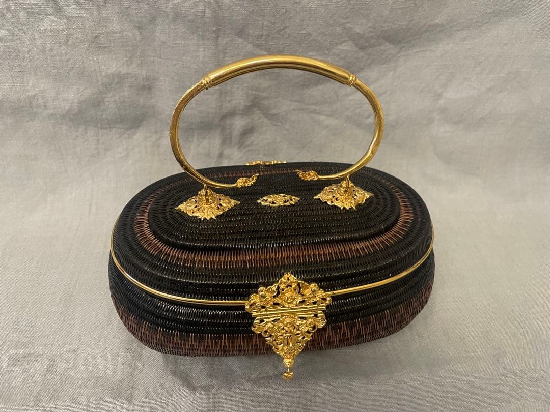 お値下げ　美品　タイ籠バック