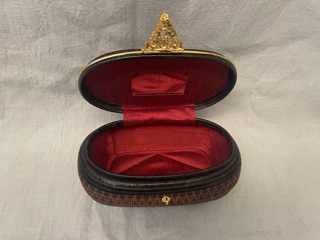 お値下げ　美品　タイ籠バック