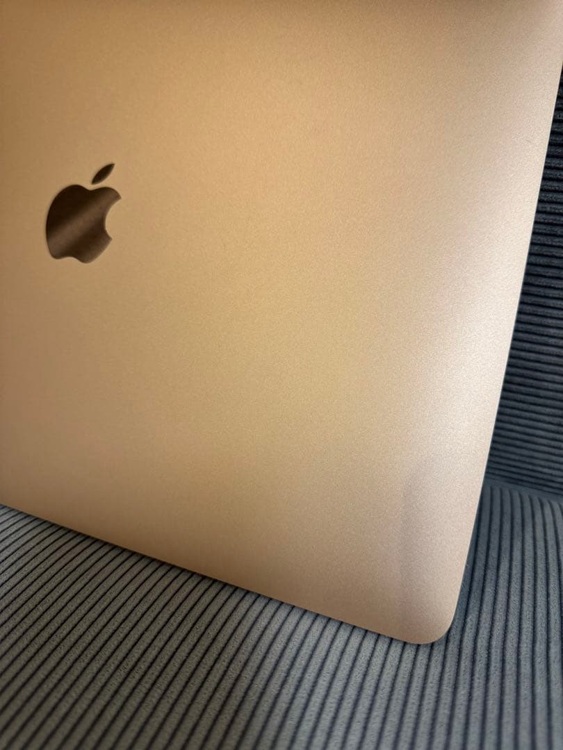 Apple MacBook Air 13ピンクゴールド