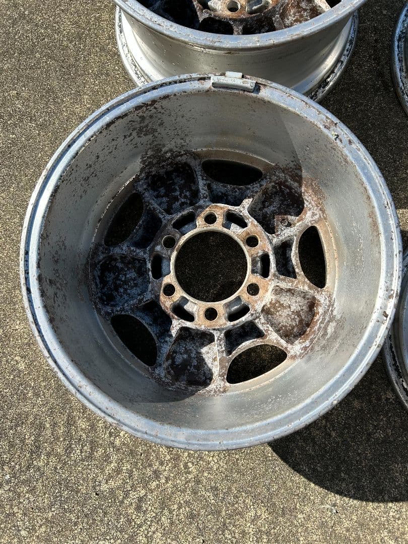 ランクル　80　純正　ホイール