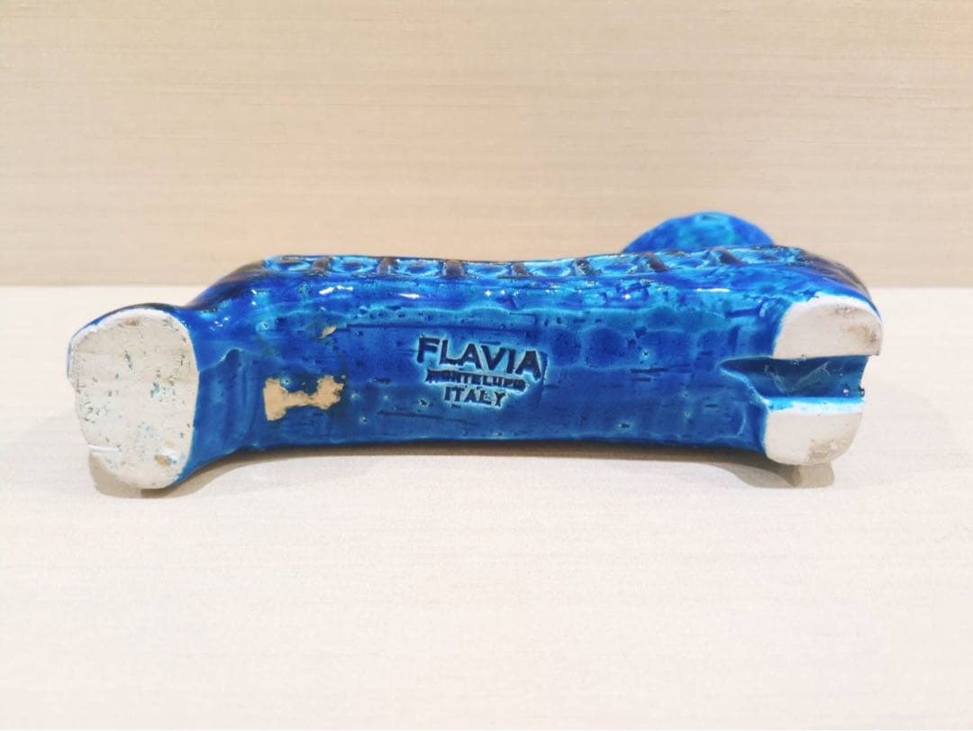 ビトッシ　リミニブルー　ネコのインテリアオブジェ 置物 陶器製