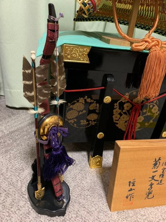 兜飾りセット　収納箱付き