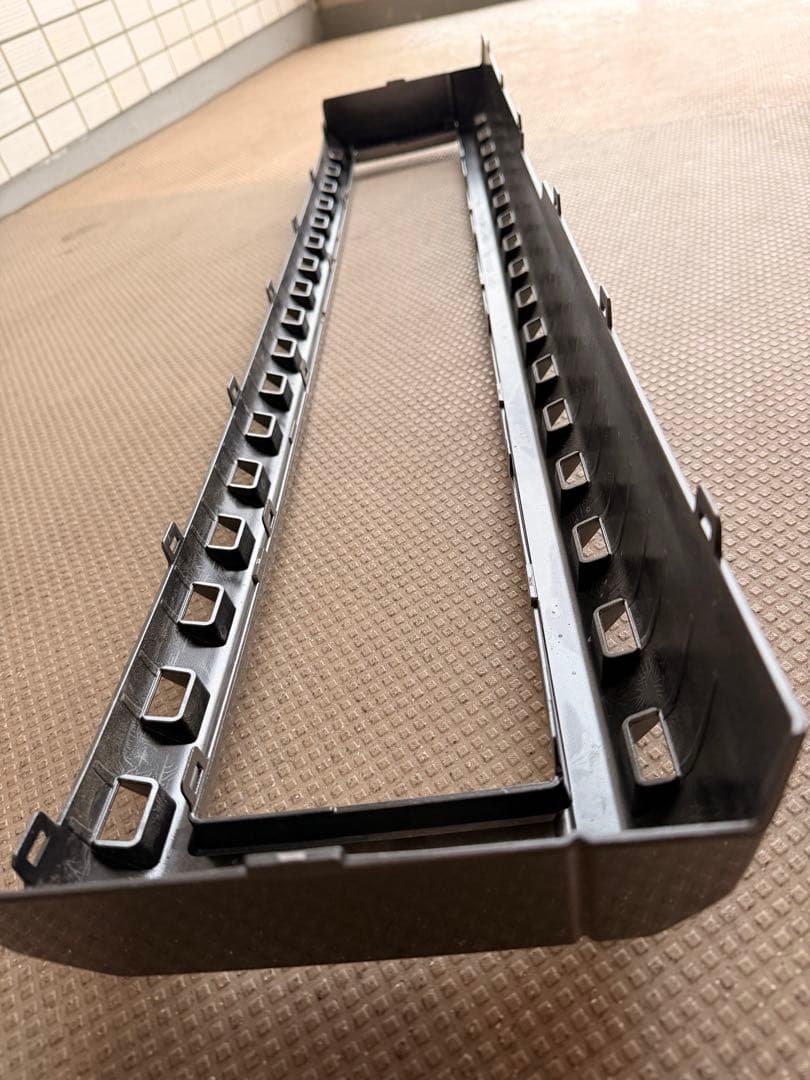 ランクル250純正ラジエーターグリル