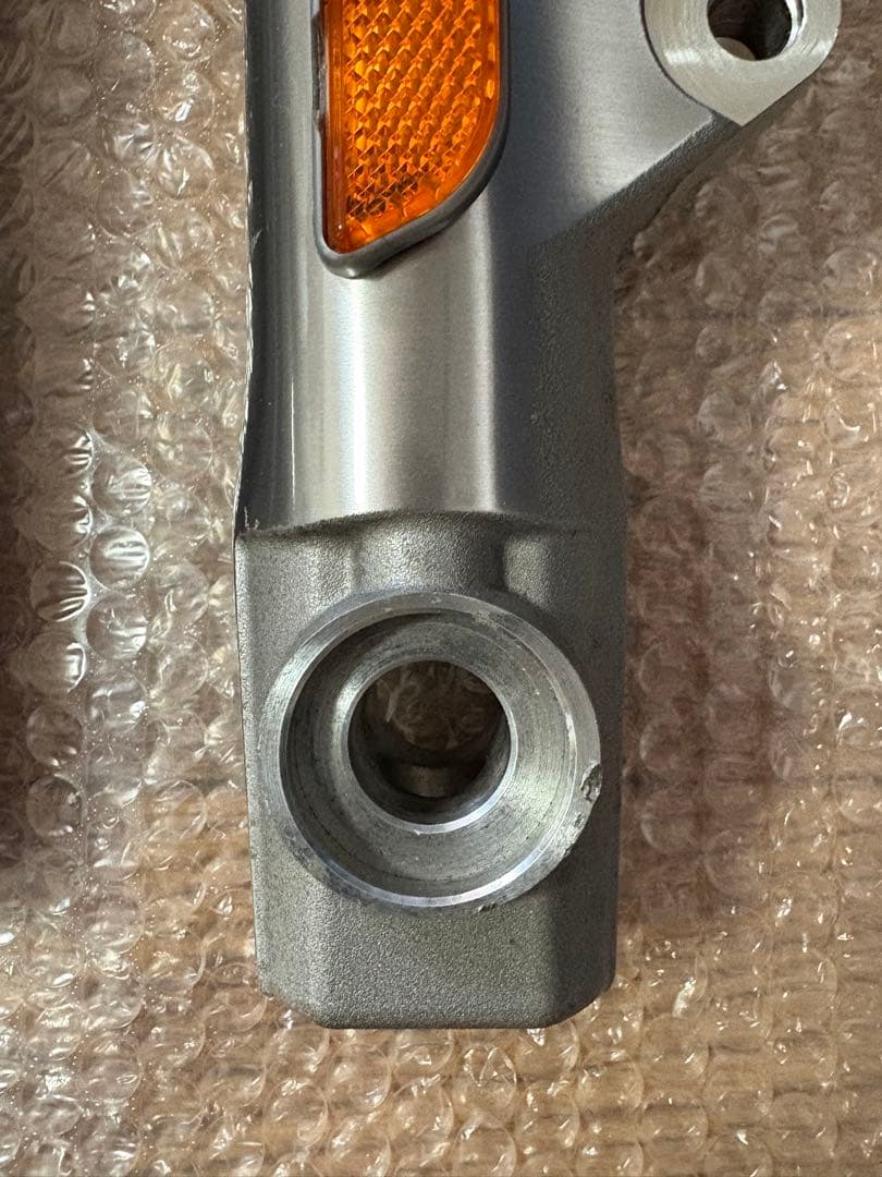 ハーレー純正　スポーツスター　アウターチューブ　XL883L