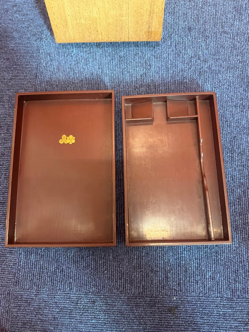 2052 尚美堂　純銀地梅入　木箱　工芸品