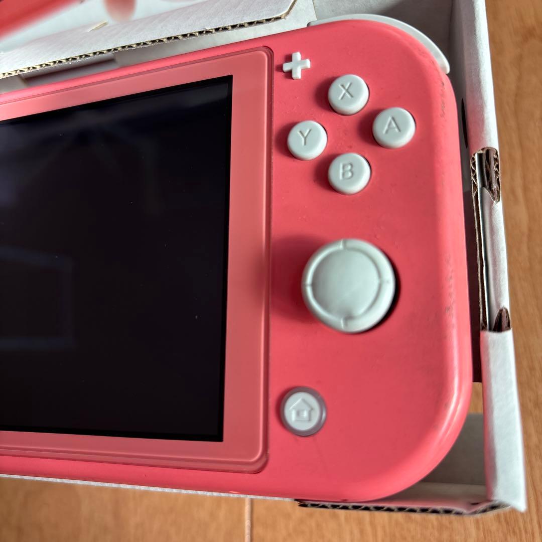 Nintendo Switch Lite コーラル 本体