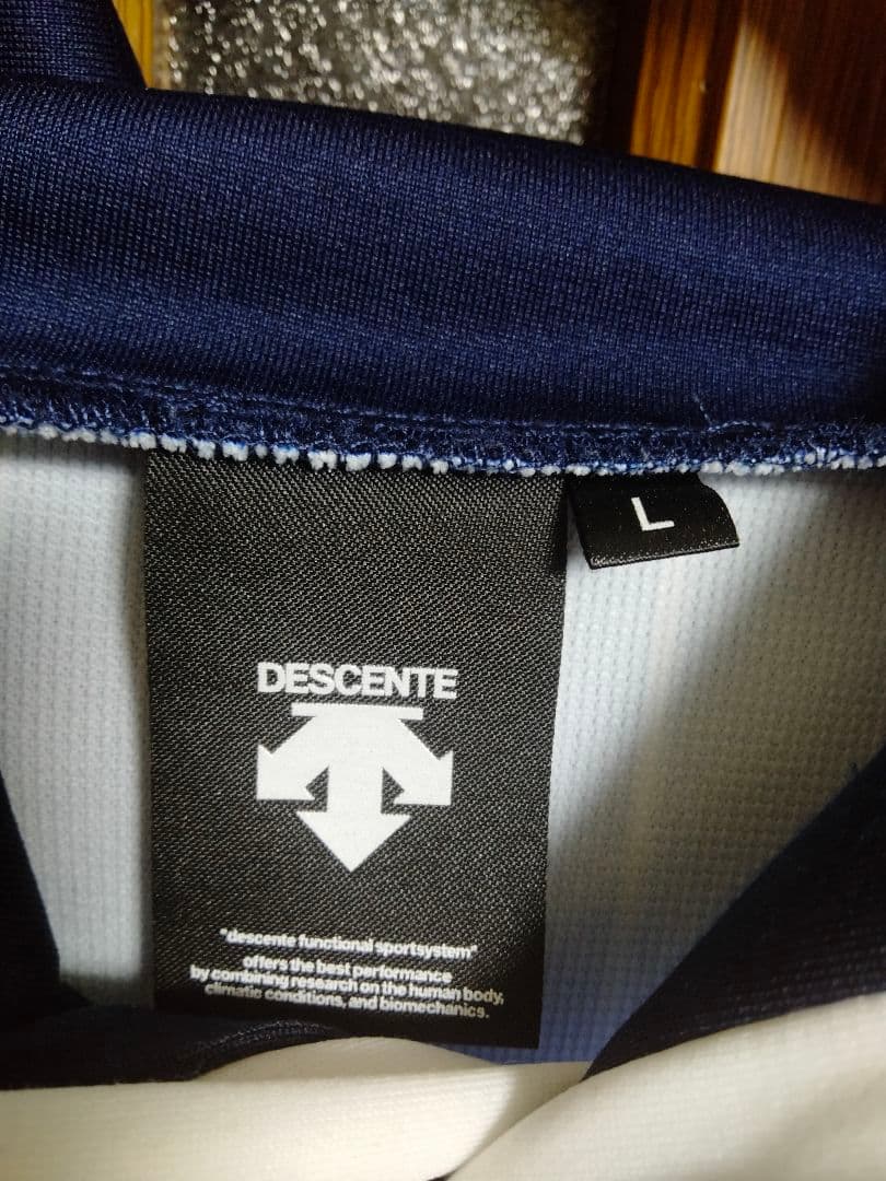 デサント 横浜ベイスターズ 2018 ストライプフーディー Lサイズ