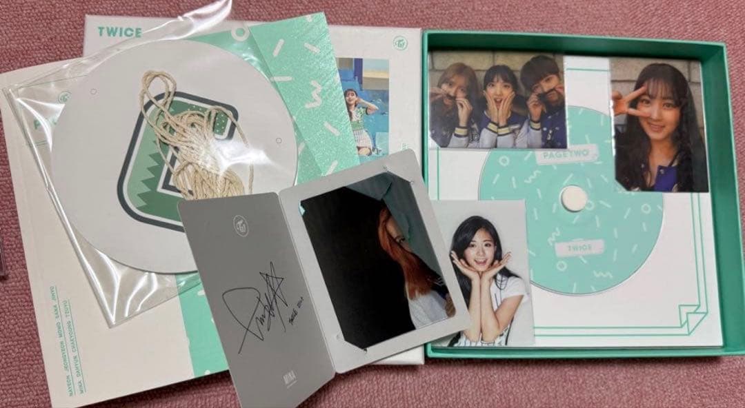 TWICE K-POP CD アルバム 16枚 バラ売り可能