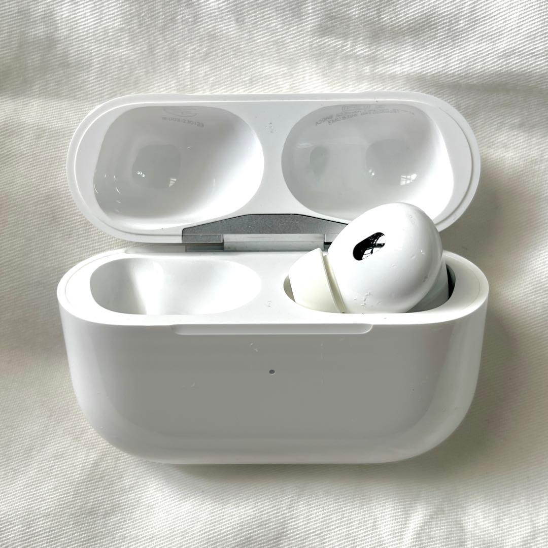 AirPods Pro 第二世代 本体 ＋ 右耳のみ